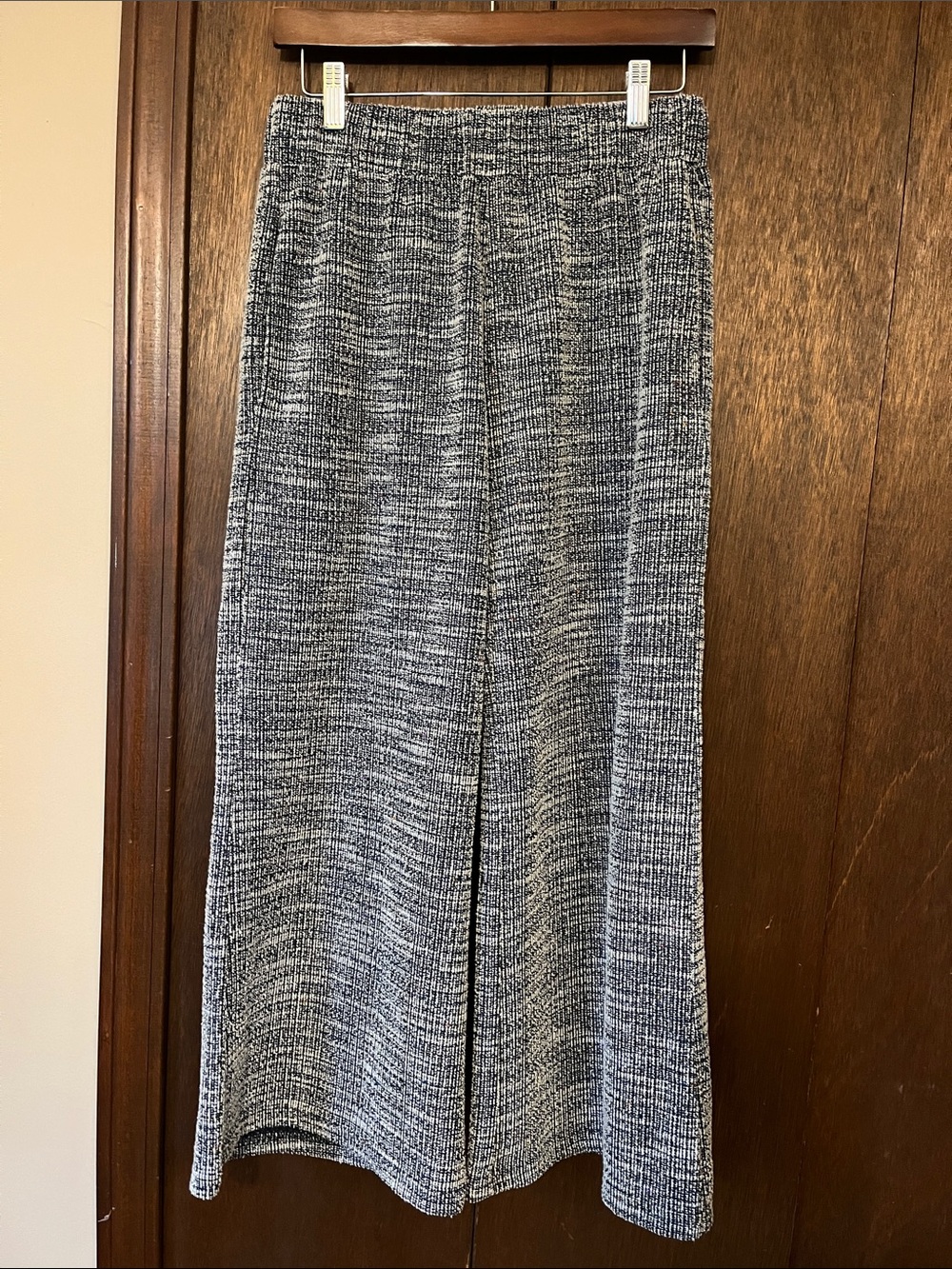 See and Be Seen Wide-Leg Knit Pants in Heather Gray Small